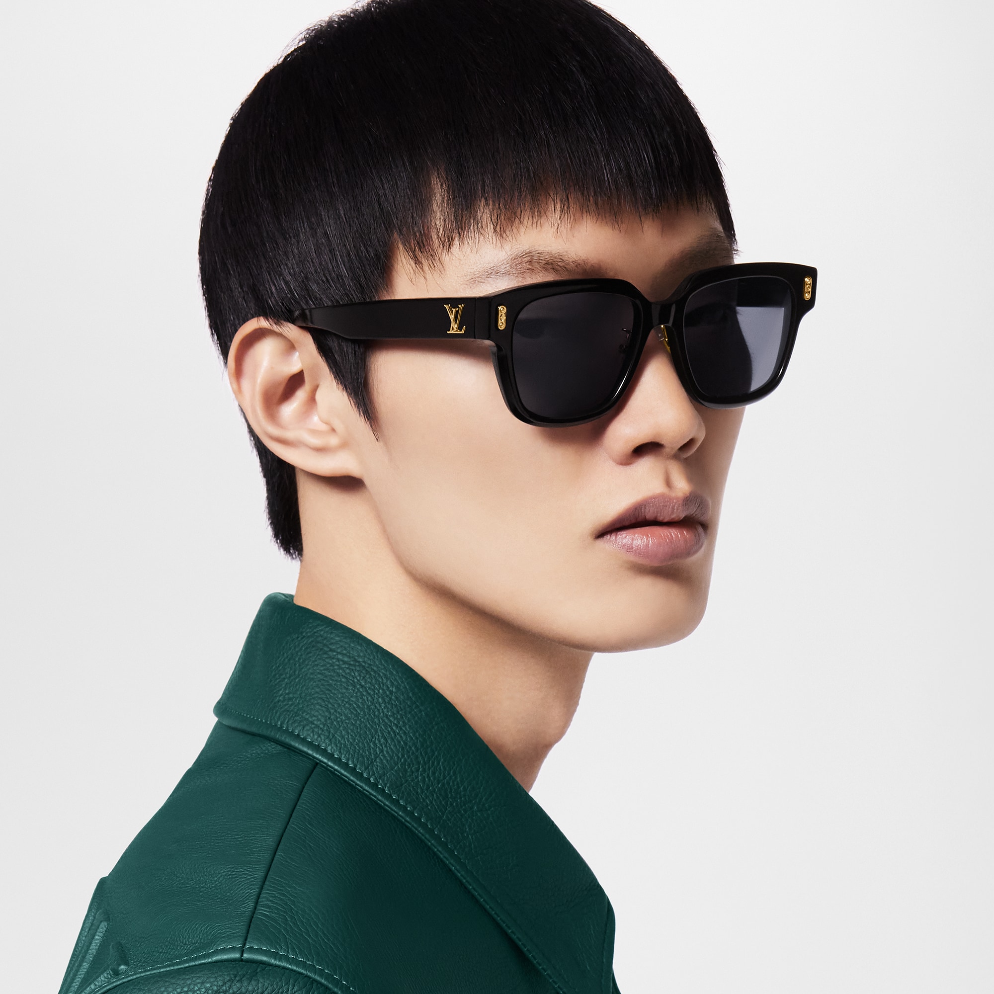 Louis Vuitton deals Black Sunglasses